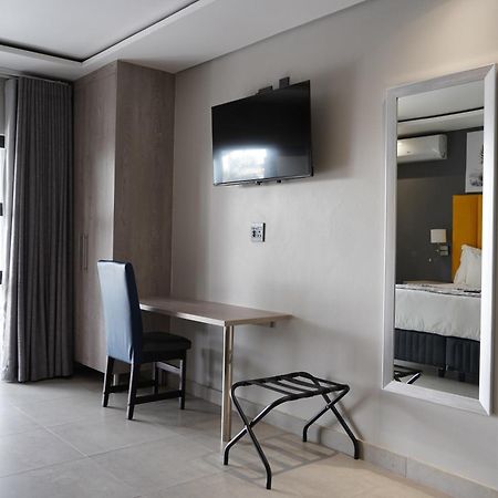 Khayalami Hotel - נלספרויט מראה חיצוני תמונה
