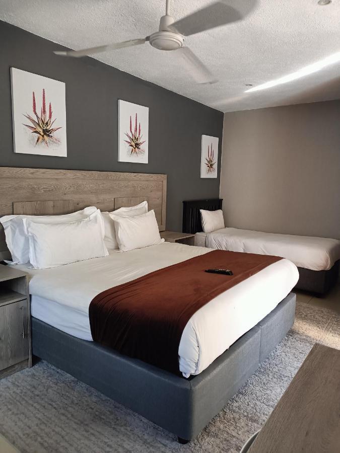 Khayalami Hotel - נלספרויט מראה חיצוני תמונה